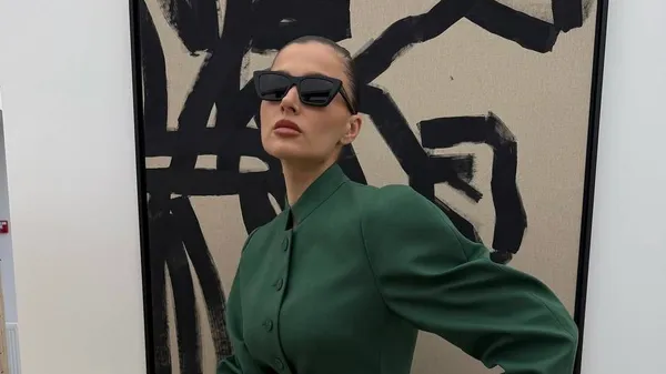 Муза Дубінчака шокувала вибуховим епатажем на вулицях Києва – красуня не залишилася без уваги