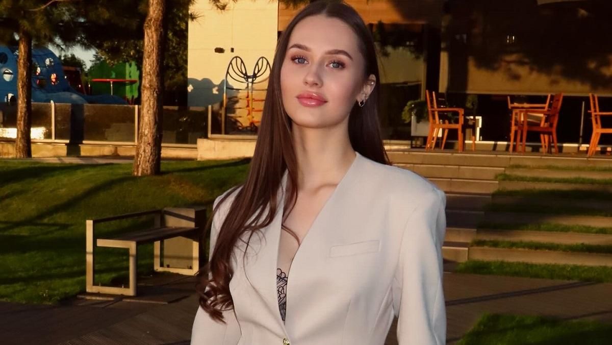 Пасія футболіста збірної України вражає бездоганною фігурою в бікіні – дивом не перейшов у Динамо