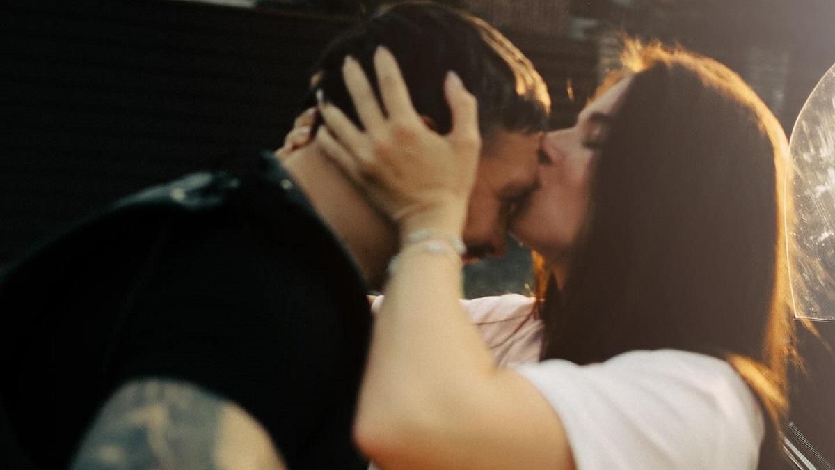 Усик засветила украшения за 5,6 миллиона на фото с чемпионом – фанаты комментируют: "Весь мир видел"