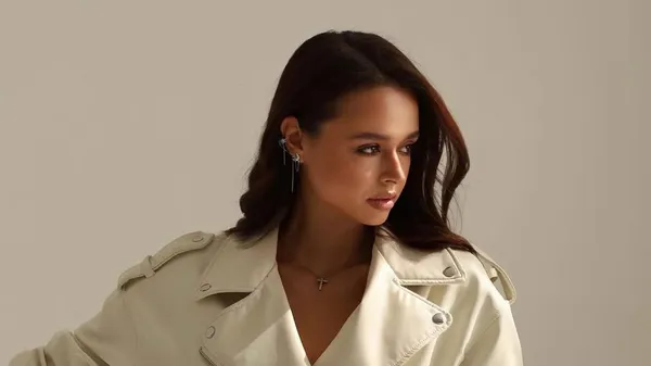 Любка Топалова блиснула паризьким вайбом – шик гламуру та розкішного життя