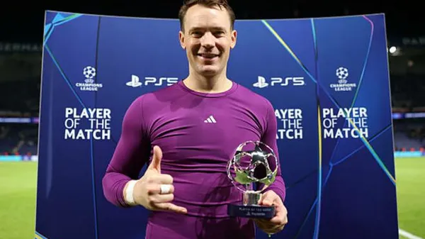 Стіна на ім'я Мануель: як один воротар виграв для "Баварії" матч у Парижі, граючи вдесятьох