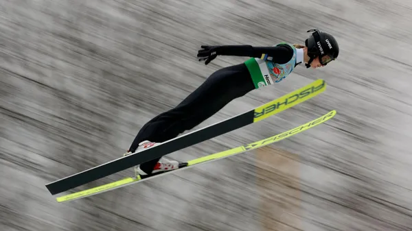 Політ перервано: українська стрибунка проміняла Олімпіаду-2026 на заборонену пігулку