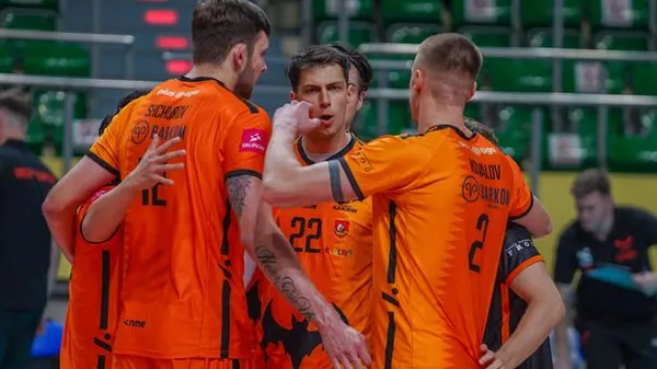 Холодний душ у Польщі: як "Кажани" віддали виграний матч і залишились ні з чим