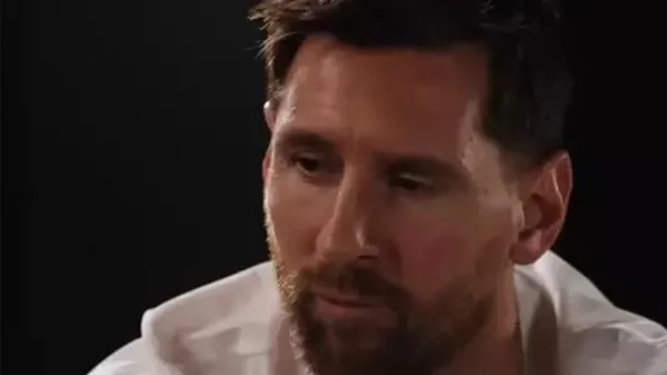 Королівський жест: Мессі викреслив Роналду зі списку найкращих, щоб поставити поруч із собою