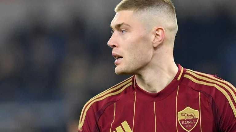 Валіза, вокзал, Стамбул? Рома готова позбутися Довбика, а на горизонті вже новий покупець