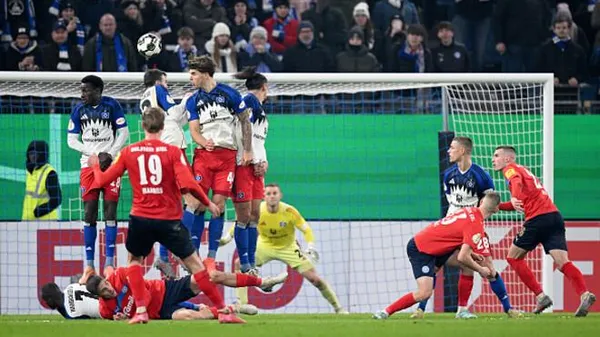 Гамбурзька трагедія: як скромний Кіль вирвав перемогу на 119-й хвилині та розбив серця цілому місту