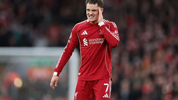 Ліверпуль переміг, а його зірковий новачок досі "спить": що не так із Флоріаном Вірцом?