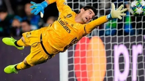 Куртуа втомився ловити метеликів: голкіпер "Реала" висунув ультиматум керівництву