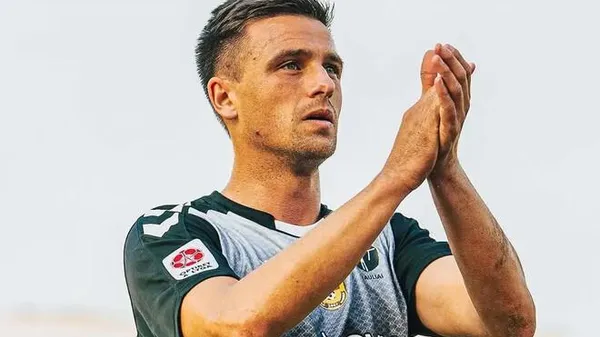 Вічний пілігрим: вихованець "Шахтаря" знову пакує валізи, покинувши литовський клуб