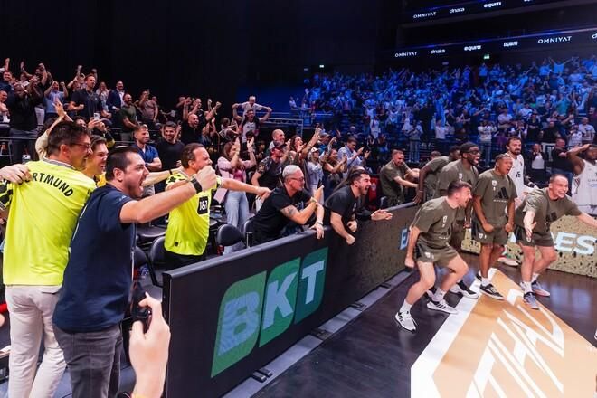 Євроліга в режимі "тиша": коли політика голосніша за вболівальників