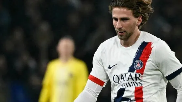 Честь важнее кубка: Забарный демонстративно проигнорировал "героя"-россиянина в ПСЖ