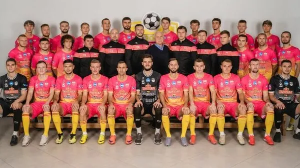 Титанік УПЛ йде на дно? Полтава скидає шістьох "за борт" у спробі врятуватися