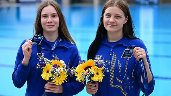 Стрибок у зраду: «Підіймала прапор, а тепер платитиме податки росії»