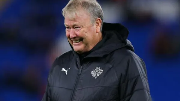 Он проиграл Украине, а теперь проиграл свою главную битву Умер тренер, который стоял на нашем пути к Евро