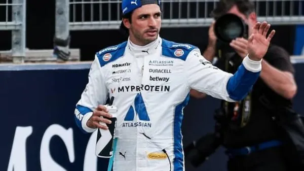 Викинули з Ferrari заради Хемілтона? Сайнс відповів подіумами і тепер націлився на перемогу з Williams