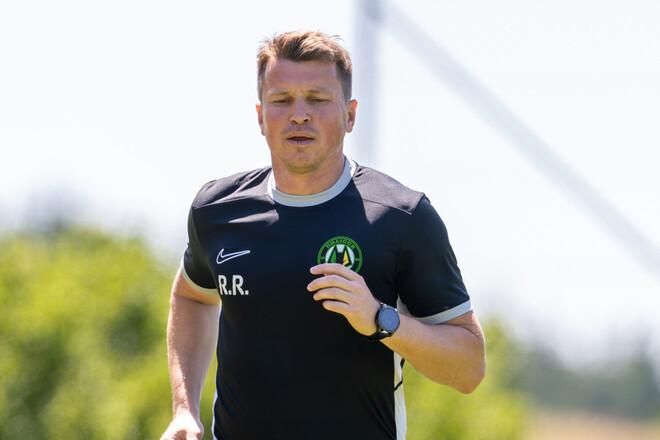 Словник на 200 тисяч: КДК УАФ виписав Ротаню чек за "спілкування" з арбітром