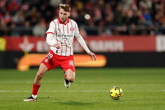 Магия пяткой: Ванат забивает гол-шедевр, пока статистики спорят об оценках Цыганкова