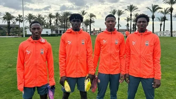 Шахтер меняет самбу на африканские барабаны? Гамбийский десант штурмует базу горняков