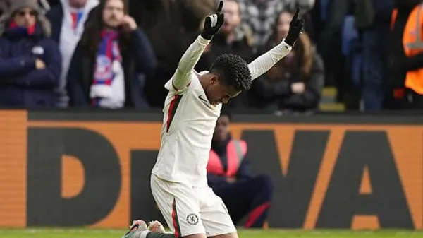 Бразильский карнавал на "Селхерст Парк": Эстевао устроил шоу, а "Челси" разобрал "Кристал Пэлас" на винтики