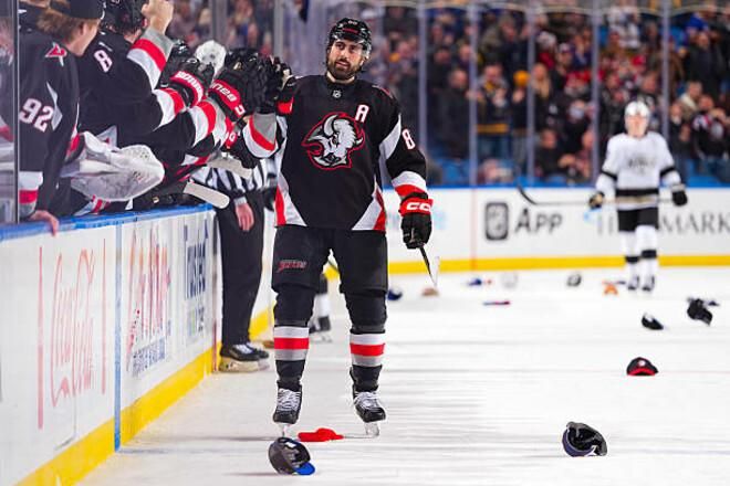 НХЛ сошла с ума? Январь бьет исторические рекорды, а вратари просят о пощаде