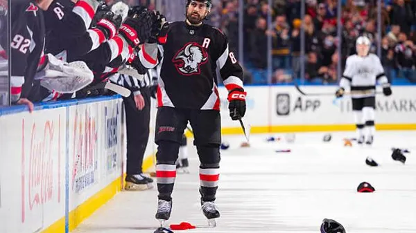 НХЛ збожеволіла? Січень б'є історичні рекорди, а воротарі просять про пощаду