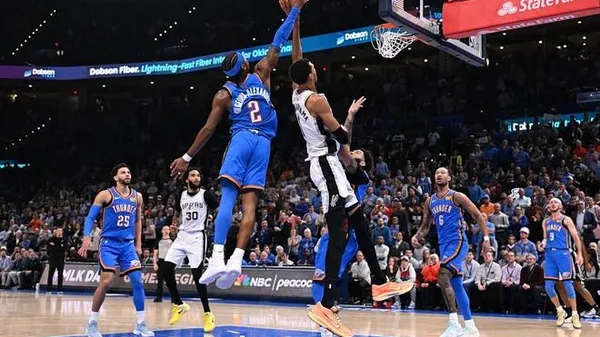 НБА из параллельной вселенной: Леброн и Дончич объединились в "Лейкерс", а "Оклахома" сняла проклятие "Сперс"