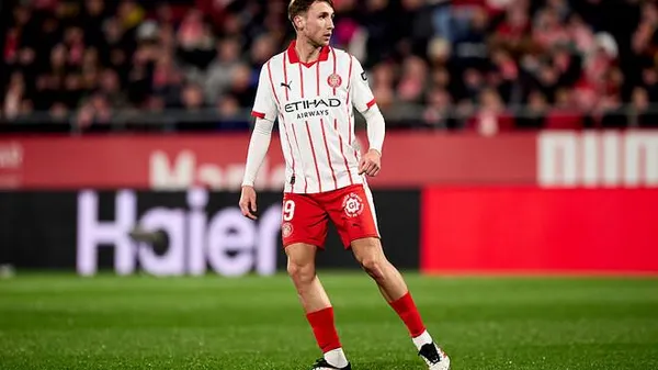 Королівський цирк знову в місті: поки 'Реал' приміряє Емері, Циганков готується до битви