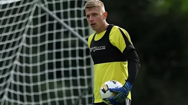 Холодний душ у Греції: український воротар Кучеренко дебютував із трьома пропущеними м'ячами