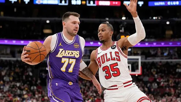 "Лейкерс" тайно подписали Дончича? Вечер безумия в НБА, где "Уорриорз" снова на коленях