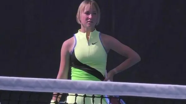 14-річна українка роздає "бублики" в Австралії. Далі – "нейтральна" суперниця та присмак українського дербі