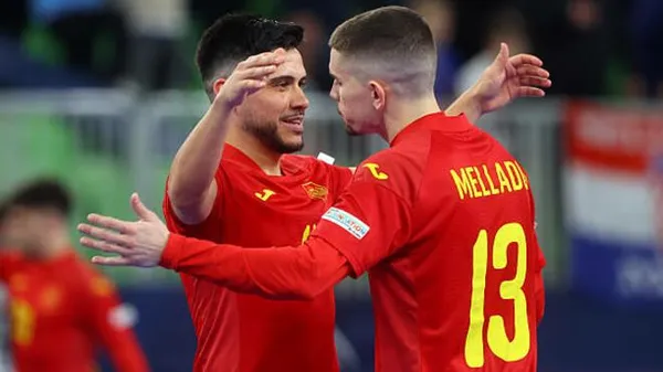 Іспанці забили за всіх: курйозний автогол ледь не позбавив "Фурію Роху" фіналу Євро