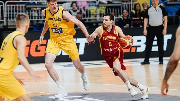 Пустовий про іспанців: «Носяться, як курча без голови». Чи є в України план проти цієї метушні?