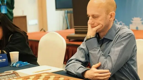 Хід конем від ТЦК: чемпіона світу з шашок "бусифікували" і кинули у штурмовики