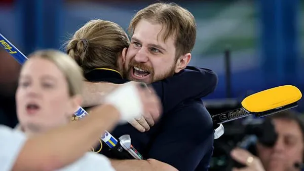 Вікінги на льоду: Швеція вигризла олімпійське золото у США в напруженому фіналі з керлінгу