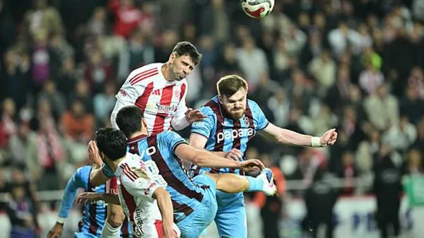 Українська стіна в Трабзоні: Батагов вдруге поспіль стає найкращим, поки його команда грає внічию