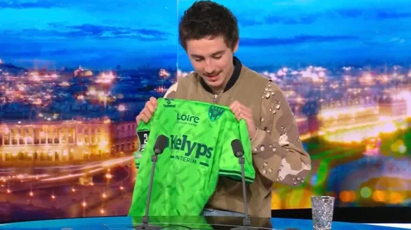 Оскар за щирість: Тімоті Шаламе отримав футболку улюбленого клубу і розтопив серця мільйонів