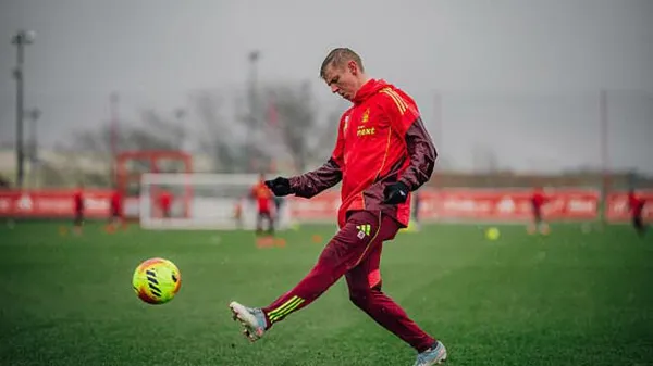 Зайшов, покрутився, вийшов: Зінченко геніальним мемом підсумував свою «феєричну» оренду в Англії