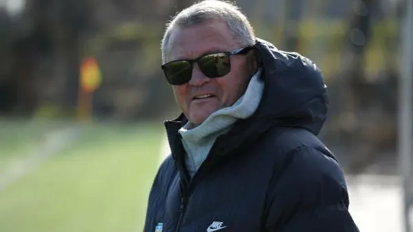 Рецепт порятунку для "Динамо" від Маркевича: досить дивитись у чужий гаманець, час грати своїм