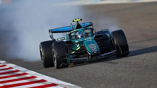 Дежавю для Алонсо: як геніальний болід Aston Martin перетворився на гарбуз через прокляття Honda