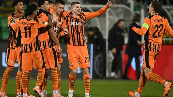 Господарі чи гості? Шахтар приймає Карпати на 'Арені Львів' у битві з очевидним фаворитом