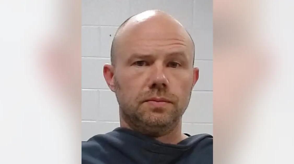 "Льодовий тато" за ґратами: тренера олімпійської чемпіонки звинувачують у сексуальному насильстві