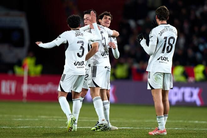 Барселона на валідолі: як VAR вкрав гол у Торреса і ледь не подарував сенсацію "Альбасете"