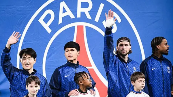 Залізобетонний Забарний: Тренер "Борнмута" знову ставить українця в основу. Хтось здивований?