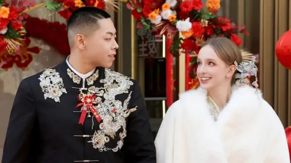 "Я тебе кохаю": китайський баскетболіст вивчив українську, щоб одружитися з нашою гімнасткою