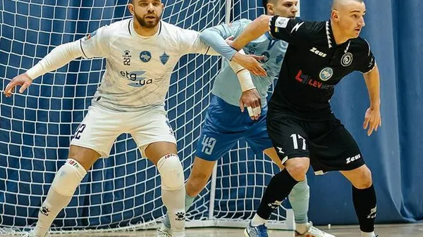 Шість голів за 27 хвилин і сплячка: "Суха Балка" та "Альянс" влаштували трилер з дивним фіналом