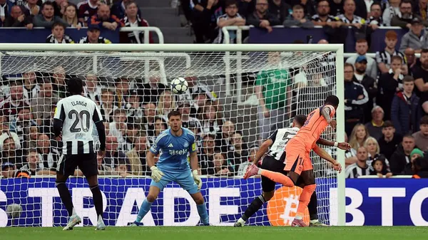 Трубін забиває Реалу, Рашфорд у Барселоні? Розбираємо фейк року та згадуємо реальні подвиги українця