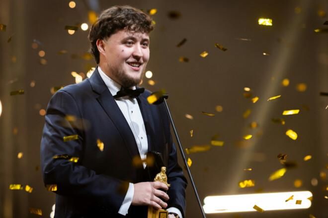 Надрукували! Як геймер ZywOo змусив поважний журнал визнати, хто тут справжній Бос