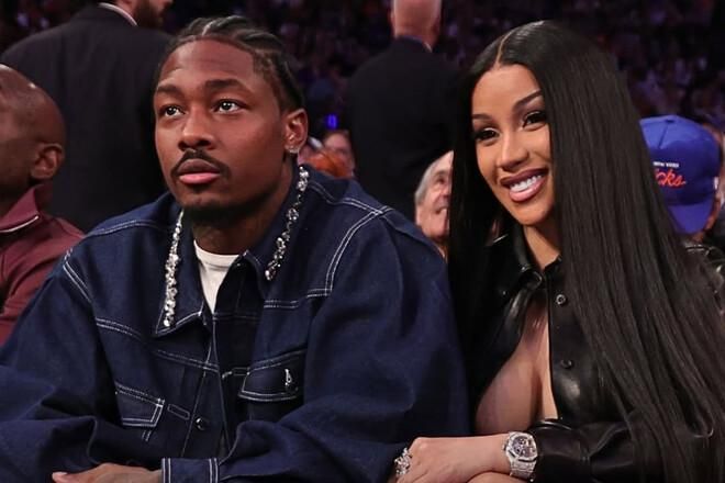 Спочатку перстень чемпіона, потім — обручка для Cardi B? Зірка НФЛ поставив ультиматум