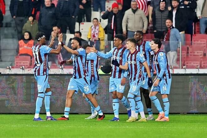 Українська стіна в Туреччині: Батагов цементує оборону, а "Трабзонспор" влаштовує розгром