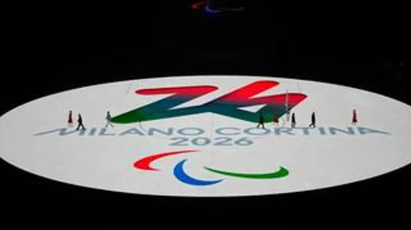 Руки геть від чемпіонки: Рибакіна поставила на місце чиновника, який дозволив собі зайве